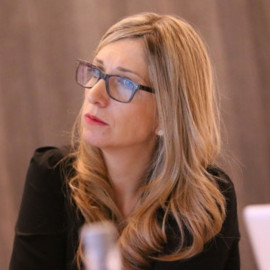 Simone Angela